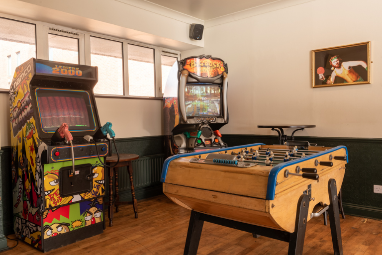 Why Pepper Street Tavern Is the Ultimate Canary Wharf Games Bar
